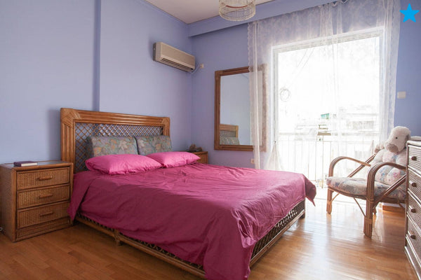 This is a spacious apartment in a quiet but very central neighborhood just a 10  GR Spacious apartment 10 minutes walk from Acropolis Entire rental unit vacation rental 35577368