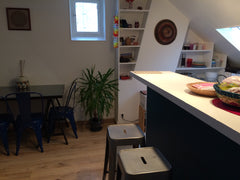 L'appartement est situé dans un quartier dynamique et très agréable, à proximité Paris, France Appartement dans quartier dynamique du 10ème Entire rental unit vacation rental 21263004