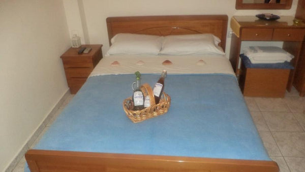 Studios πληρως εξοπλισμενο με οικιακα σκευη δωρεαν καλαθι καλοσορισματος με τοπι Arkalochori, Greece ΔΙΚΛΥΝΟ STUDIOS Entire rental unit vacation rental 11752160