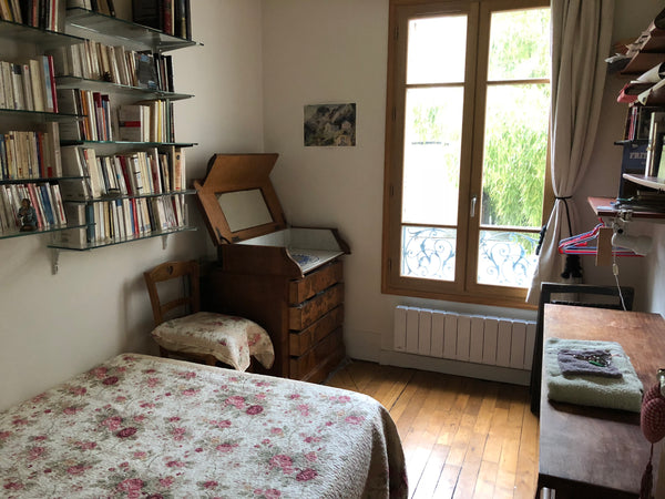 Chambre calme dans l’appartement que j’occupe. <br />Convient à personne seule ( Paris, France Chambre Private room in rental unit vacation rental 22578045