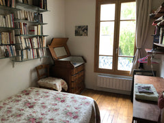 Chambre calme dans l’appartement que j’occupe. <br />Convient à personne seule ( Paris, France Chambre Private room in rental unit vacation rental 22578045
