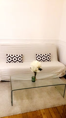 Hello there ! The flat is perfectly located : 2 min walk to Guy Moquet station,  Singapore Cosy flat next to Montmartre 17th Entire rental unit vacation rental 12760243