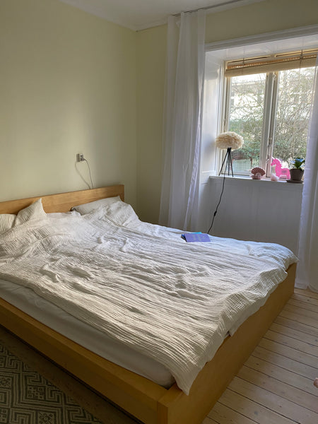 This is a cute one bedroom apartment located in Amager just 1,2 kilometers to th Copenhagen, Denmark Modern flat close to the beach, shops and cafés Entire rental unit vacation rental 48496620