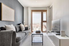 Show up and start living from day one in Vienna with this lovely one-bedroom Blu Vienna, Austria Favoriten 1BR w/ Roof, Gym & Lounge, 1min to HBF Entire rental unit vacation rental 624497488940211581