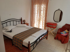 Featuring a garden, Notia Gi is situated in Kali Limenes region 55 kilometers fr  Notia Gi - South Creta 2 Private room in rental unit vacation rental 19806052