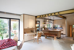 Belle maison 3 façades totalement rénovée de 240m2 avec jardin plein Sud. Grâce  Brussels, Belgium Superbe maison d’architecte Entire home vacation rental 28838175