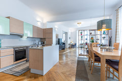 Luxurious apartment with 4 bedrooms, 2.5 bathrooms, and a balcony in the center  Vienna, Austria Historic & Luxurious - Spacious central apartment Entire condo vacation rental 49205465