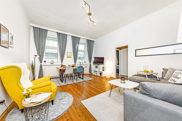 WOW? YES! The space is fresh, it's spacious, it's modern, all of the furniture i Vienna, Austria Spacious & charming apt. | TOP LOCATED | Netflix! Entire rental unit vacation rental 40189508