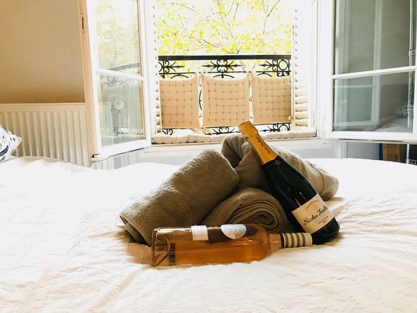 Poissy, France Typical light and cosy parisian flat Entire rental unit vacation rental 19725320
