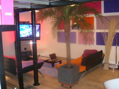 This delightful, design and atypical 52 square meters 1 bedroom loft apartment i Bizanos, France Architect Duplex Loft with terrace! Entire loft vacation rental 10372560