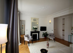 Superbe appartement haussmannien 45m2 lumineux, très bien desservi (taxi, métro, Paris, France Appartement haussmannien Paris 8 Entire rental unit vacation rental 3661319