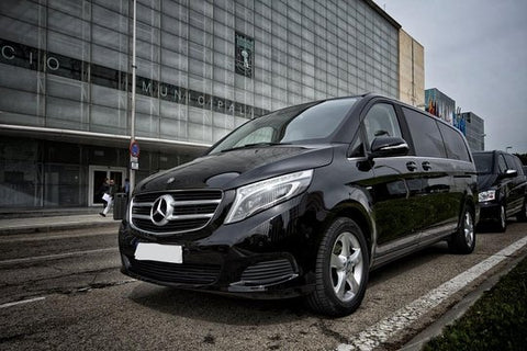 Private Departure Transfer: Central London to Stansted Airport STN by Luxury Van  Private Tours and Travel Guide Europe London CITY London Destination Tour Europe London CITY London