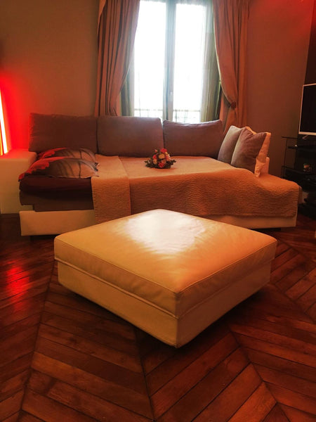 Vous séjournerai dans un bel appartement haussmannien situé en plein cœur de Par Paris, France Appart haussmannien 65m2 à 5min des champs Élysées Entire rental unit vacation rental 23128456