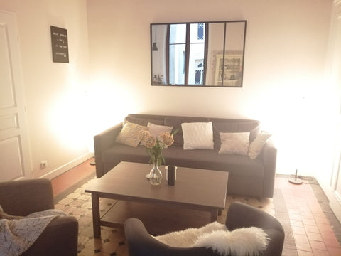 Appartement avec cachet en plein cœur de Lyon :<br />- Au niveau d'une rue comme Lyon, France Chambre dans un appartement de charme Bellecour Private room in rental unit vacation rental 35566339