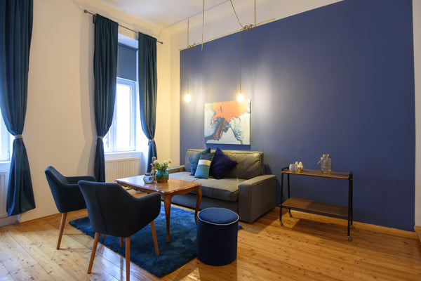 Newly renovated,charmingly styled 2 bedroom apartment with lots of bright daylig Vienna, Austria Charming Belvedere Area 