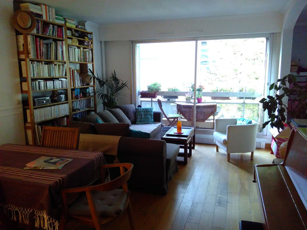 Bel appartement, spacieux (90 m2), lumineux (double exposition avec deux balcons Paris, France Bel appartement familial, spacieux et confortable. Entire condo vacation rental 18976176