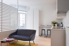 Relax in this quiet, stylish unit with a south-facing balcony. The space is desi Brussels, Belgium Cosy studio with balcony near Jubilee Park (S3) Entire rental unit vacation rental 649708330349392138