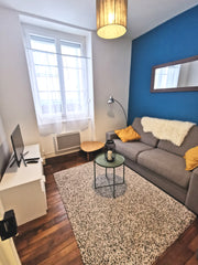 Venez profiter de notre jolie ville de Lyon en séjournant dans notre joli duplex Lyon, France Joli T2 Duplex 32m2 Prox Gare/Métro Entire rental unit vacation rental 588309191966039661