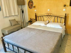 Argonaftes offers traditional Cycladic-style units, some facing east with a sea- Greece Argonaftes Double Room With Balcony Private room in bed and breakfast vacation rental 12841373