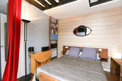 <b>The space</b><br />In the center of Paris, on the 2nd floor of an old buildin Paris, France Studio du Marais Entire rental unit vacation rental 1292975