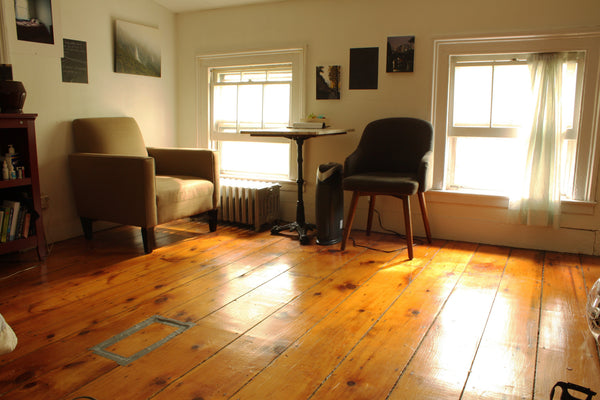 One bedroom in a 3-bedroom, 1.5 bath, split-level apt., on a historic street in  New York, NY Rental unit in Brooklyn · 1 bedroom · 1 bed · 1 bath Private room in rental unit vacation rental 5992438