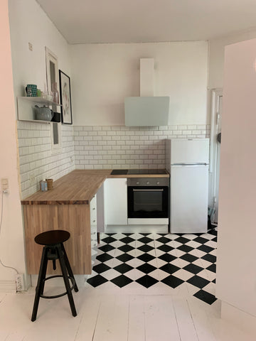 Apartment located in inner city with high ceilings, stucco and a cozy fireplace. Copenhagen, Denmark Cozy apartment in centrum Entire condo vacation rental 52881578