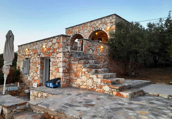 The old stony ''Mitatos'' was built around the year of 1830 , ''Mitatos''is call  Fyroes Cycladic home vacation rental 29126559