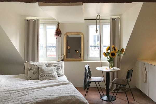 Modern and recently remodelled studio of 24 square meter, located near Place de  Paris, France Modern Studio near Place de la Bastille 5th floor Entire rental unit vacation rental 29089401