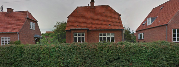 This house is a wonderful place during the summer. A large completely quite gard  Wonderful house with quite garden close to center Entire home vacation rental 31110996