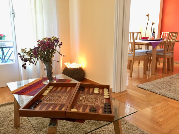Bright and spacious 70 m² flat in the centre of Koukaki, Athens - Europe's top A Athens, Greece ELI'S bright,spacious home w. view under Acropolis Entire rental unit vacation rental 20233549