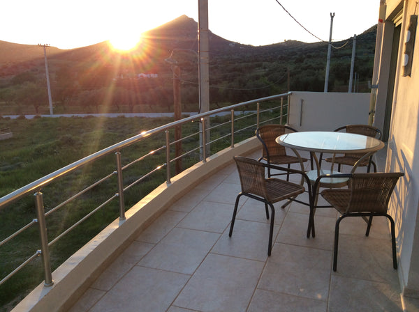 two levels 2-3 floors, 4 bedrooms (up to 9 people) 2 bathrooms, with all ameniti Athens, Greece Sunset at Cape Sounio  ( Apartment 2 br, sf ) Entire rental unit vacation rental 29951030