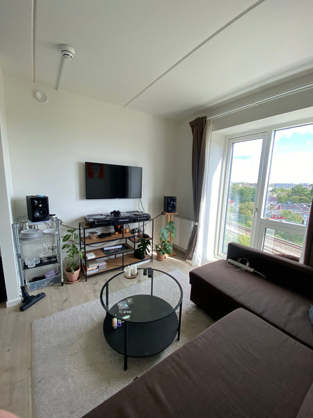 The perfect place for your stay in Copenhagen. Cozy and bright studio 2 minutes  Copenhagen, Denmark Lovely 1-bedroom apartment near central Copenhagen Entire rental unit vacation rental 709311014274219586