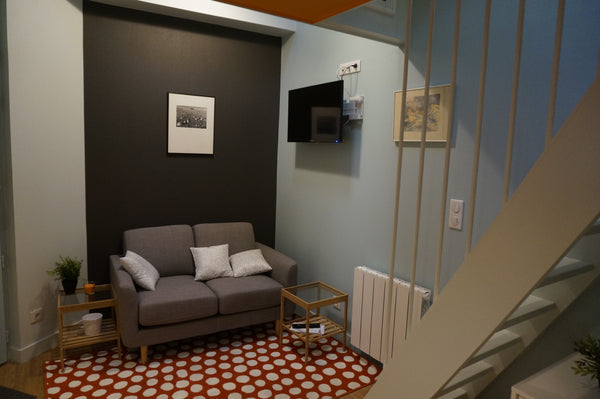 Studio, in duplex, quite new, completely furnished and equipped,close operated.  Lyon, France Studio meublé en duplex, presqu'île Entire rental unit vacation rental 9522827
