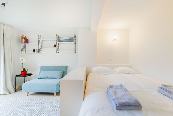 Notre studio entièrement rénové est situé dans un quartier calme et vert de Bois Watermael-Boitsfort, Belgium Charmant studio avec jardin dans un quartier calme Entire rental unit vacation rental 40410476