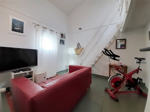 Aménagement soigné indépendant de l'habitation principale comprenant :<br />Au r Saint-Médard-en-Jalles, France Joli logement aux portes de Bordeaux et du Médoc Entire rental unit vacation rental 47973848