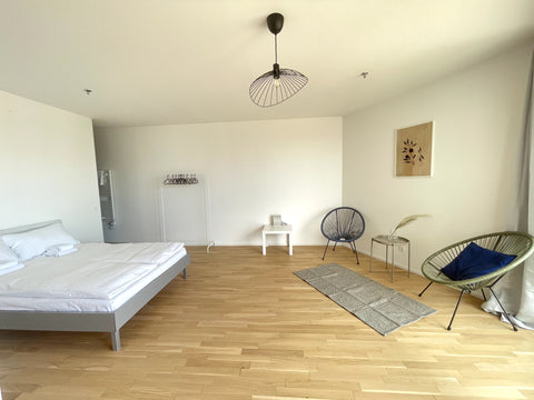 Book now and spend your Viennese days in the BRAND NEW, cozy designed apartment! Vienna, Austria Bright & Modern Flat near Vienna Central Station Entire rental unit vacation rental 713119702833097615
