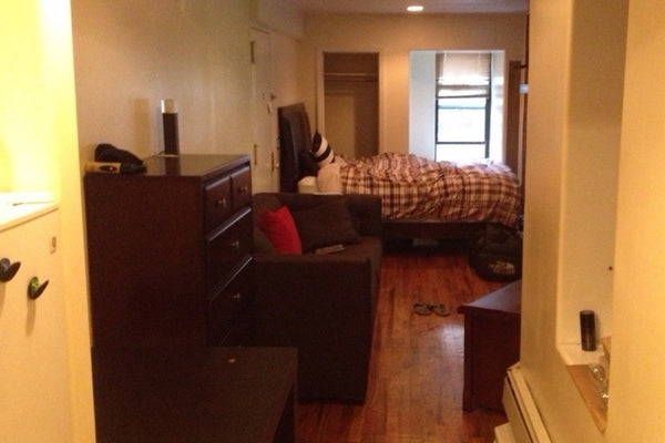 Good size studio located in the heart of Chelsea, available for 8 weeks, with po  Rental unit in New York · Studio · 1 bed · 1 bath Entire rental unit vacation rental 22628471