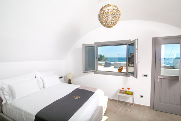 Located at the upper floor of our premises, the stylish Deluxe Suite is designed  Aegean Melody Suites-Deluxe Suite,Outdoor Jacuzzi Private room in bed and breakfast vacation rental 41632656
