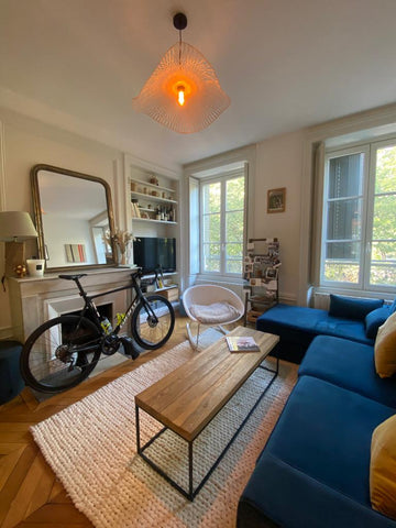 Appartement confortable et équipé au quatrième étage sans ascenseur d'un bel imm Lyon, France 75m2 ,2 chambres métro Foch. Entire rental unit vacation rental 767162786132806523