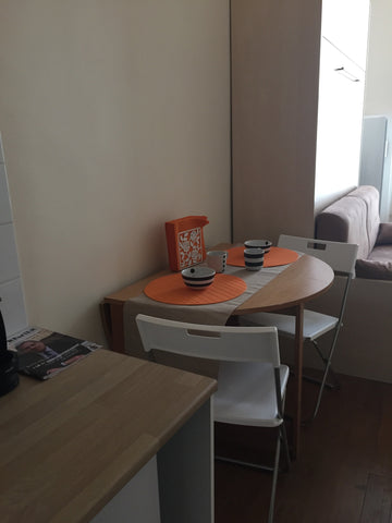 Au coeur du quartier très sympa de Châtelet// Sunny studio-flat in the heart of  Paris, France Beau studio ensoleillé Entire rental unit vacation rental 11356836