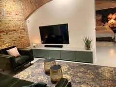 This fully furnished modern apartment in an 18th century building is located in  Rotterdam, Netherlands Spacious cosy apartment next to Belvedere Palace. Entire rental unit vacation rental 38059495