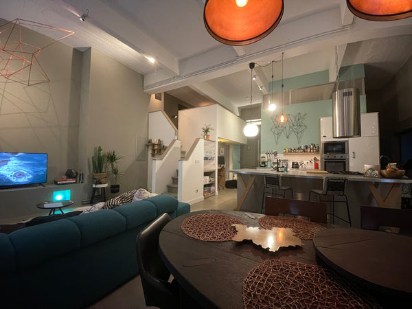 L'ensemble du groupe bénéficiera d'un accès facile à tous les sites et commodité Toulouse, France Loft 90m2 coup de cœur assuré Entire loft vacation rental 54362571