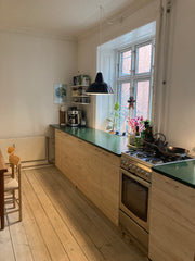 Hyggelig lejlighed på Nørrebro tæt på metro og caféer. Stort køkken-alrum, stue  Copenhagen, Denmark Hyggelig lejlighed på stille gade med køkkenalrum Entire condo vacation rental 657276408273161340