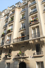 Haussmann-style building overlooking a dead end street and a small courtyard.<br Paris, France typical parisian flat-Père Lachaise Entire rental unit vacation rental 6330278