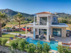 A luxurious villa that sleeps seven with pool, hot tub and stunning views, nestl  Villa Nopigia Entire villa vacation rental 648993040413405069