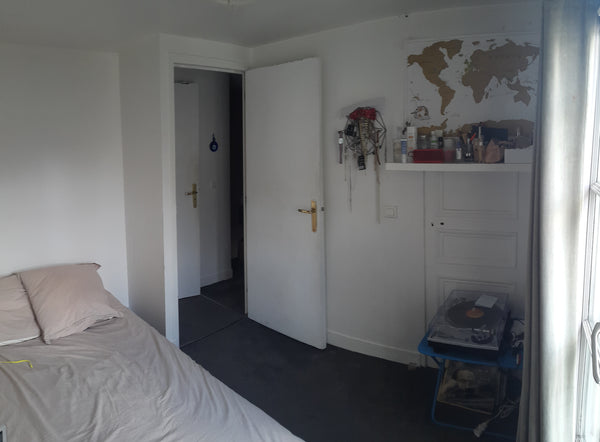 Espace privé a l'étage d'un appartement au centre de paris. Composé d'un bureau  Toulouse, France Chambre privée en duplexe Private room in rental unit vacation rental 11469130