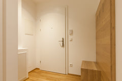 Nadland Apartment is located in Vienna. Danube Island is 2 km from the property.  Deluxe Apartment Nr. 40 - Sunflower Entire rental unit vacation rental 40958570