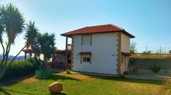 A detached small  house ideal for families with a beauifull view. Large outside  Greece MARY'S COSY HOME Entire guesthouse vacation rental 13293329