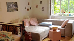 Wir haben im Juni ein freies Zimmer (25m² mit einem großen Sofa) in unserer Wohn  Zimmer in Wien Döbling Private room in rental unit vacation rental 19009684