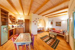 Situated  just two  minute walk from beautiful Caldera cliffs and spectacular vi Greece Rosemary sweet  house Entire home vacation rental 44663790